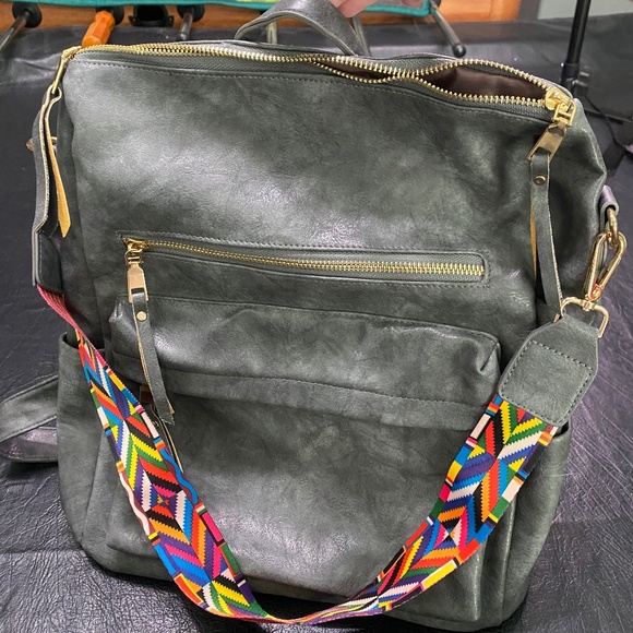 Julia Rose Backpack - Picture 2 of 10